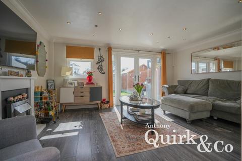 6 South Road, South Ockendon, RM15 6NU