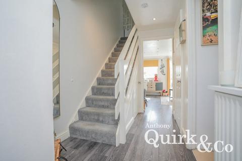 6 South Road, South Ockendon, RM15 6NU