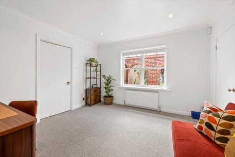 3 bedroom detached house for sale, Firlands, Weybridge, KT13