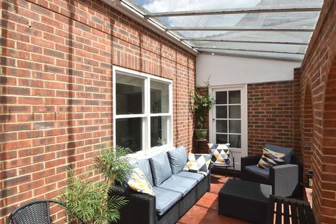 3 bedroom detached house for sale, Firlands, Weybridge, KT13