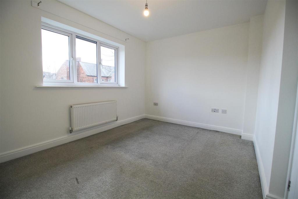 Bedroom..jpg