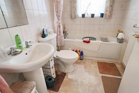 100 Bevan Street West, Lowestoft, NR32 2AF