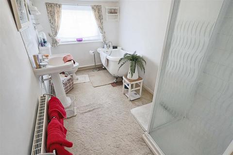 100 Bevan Street West, Lowestoft, NR32 2AF