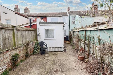 100 Bevan Street West, Lowestoft, NR32 2AF