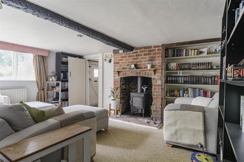 Primrose Cottage High Street, Tilshead, Salisbury, SP3 4RX