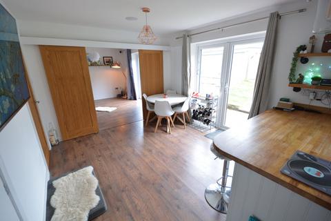 91 Greenhayes, Broadstone, BH18 8LZ