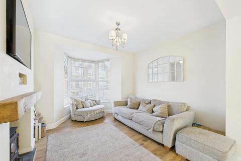 24 Acland Road, Bridgend, CF31 1TF