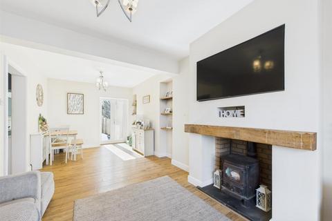24 Acland Road, Bridgend, CF31 1TF