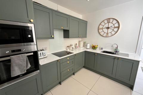 24 Acland Road, Bridgend, CF31 1TF