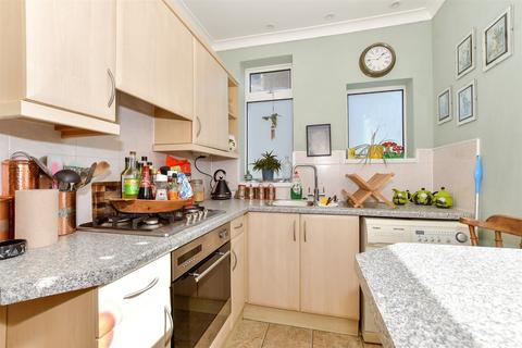 2 bedroom apartment for sale, Ethelbert Road, Birchington, Kent