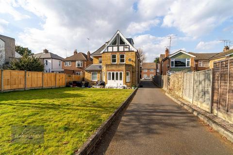 undefined, Leicester Road, Barnet EN5