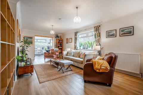 16 Colenhaugh, Stormontfield, Perth, PH2 6DQ