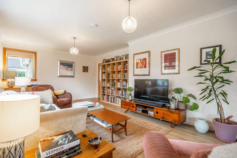 16 Colenhaugh, Stormontfield, Perth, PH2 6DQ