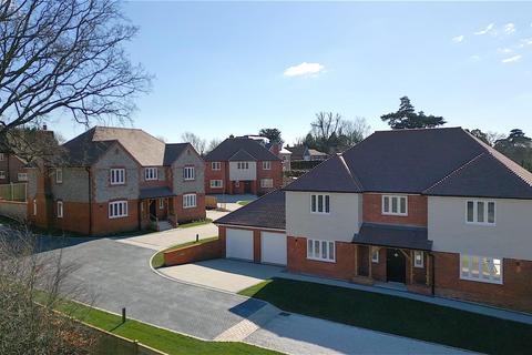4 bedroom detached house for sale, Stables Square, Barnham