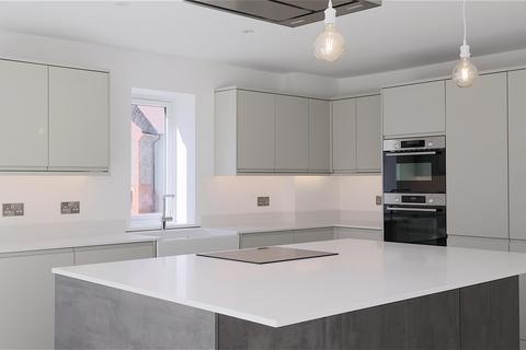 4 bedroom detached house for sale, Stables Square, Barnham