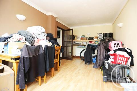 Beach House Cottage Beach Road, Kessingland, Lowestoft, NR33 7RW