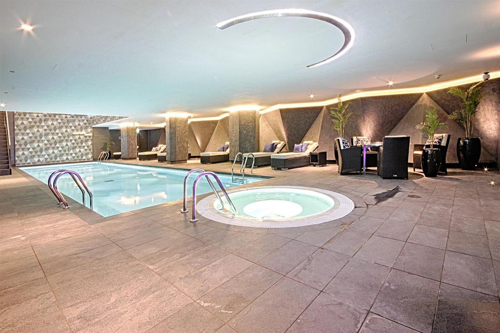 Swimming Pool &amp; Jacuzzi.jpg