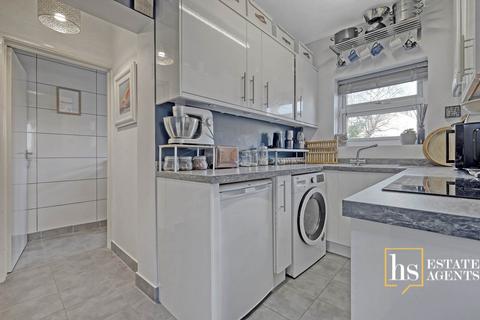 1 bedroom flat for sale, Warley Hill, Brentwood CM14