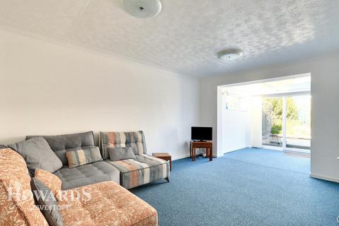 2 bedroom detached bungalow for sale, Tudor Walk, Carlton Colville