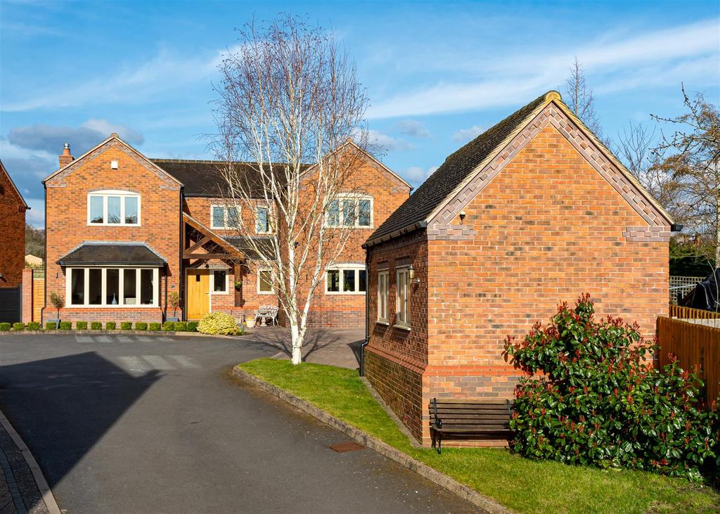 32 Post Office Road-front4.jpg