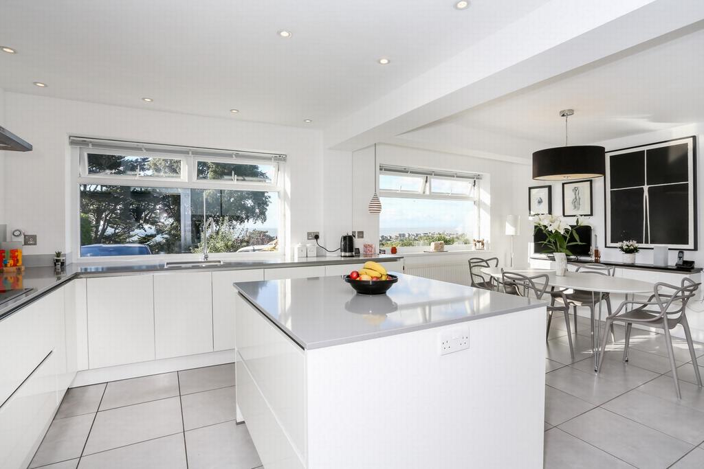 Kitchen/breakfst rm