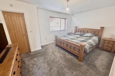 3 Clos Y Gat, Gorslas, Llanelli, SA14 7LX