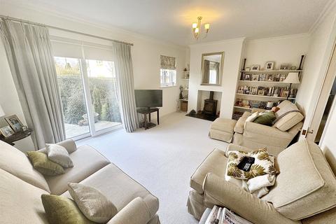 1 Bracken Hill, Newtown Linford, Leicester, LE6 0HJ