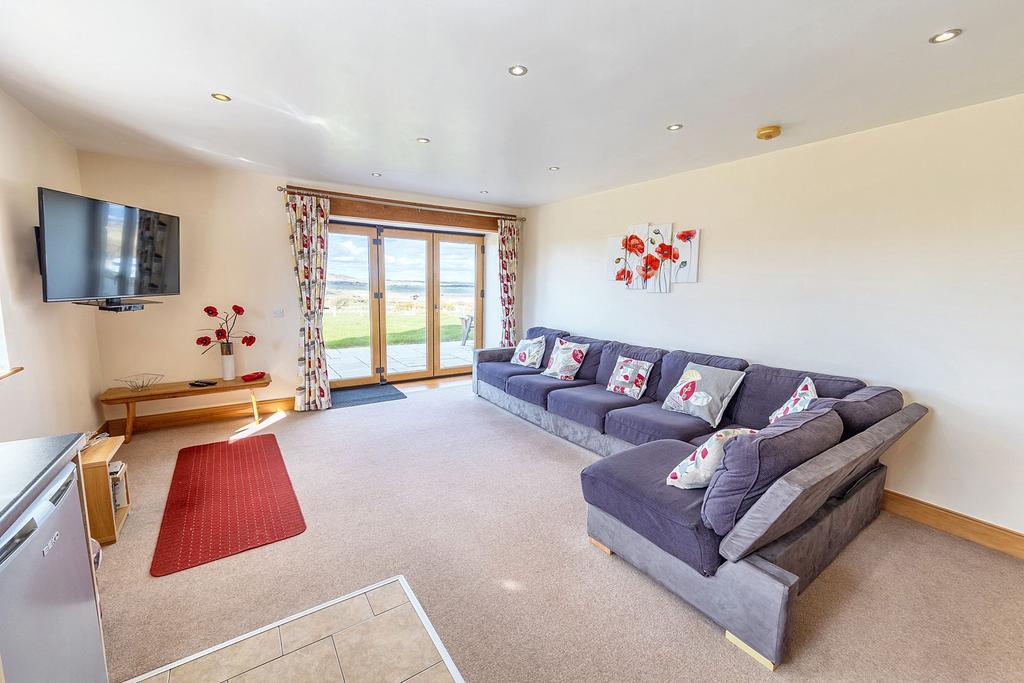 Kitchen/ Lounge
