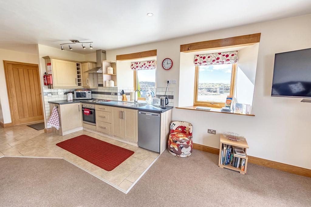 Kitchen/ Lounge