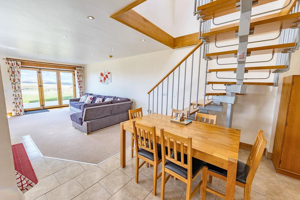 Kitchen/ Lounge