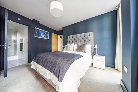 Apartment 3, 16 Melior Street, London, SE1 3QQ