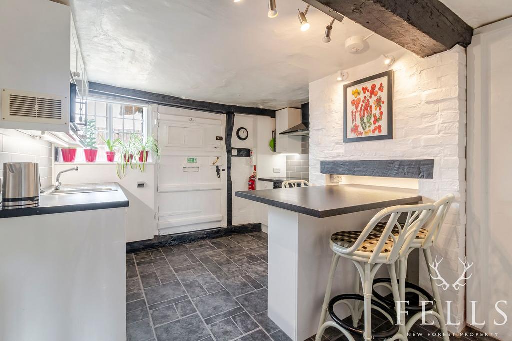 Little Thatch: Kitchen
