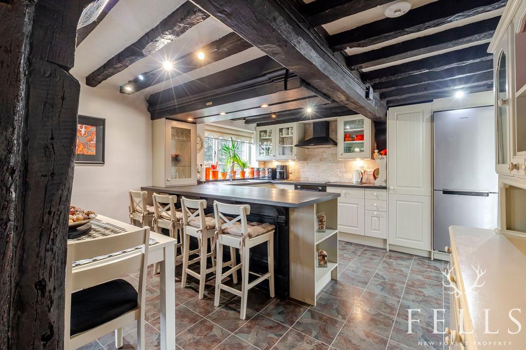 House: Kitchen