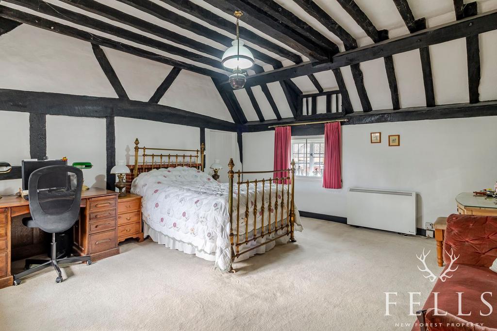 Main House: Master bedroom
