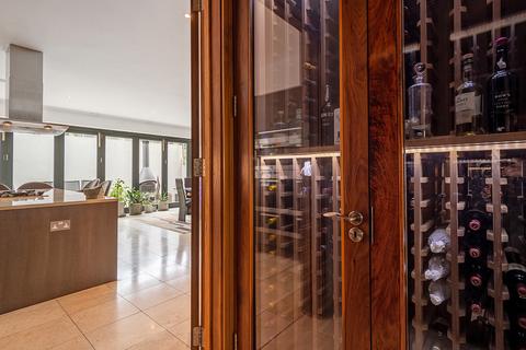5 bedroom semi-detached house for sale, Currie Hill Close, Wimbledon Village, London SW19 7DX