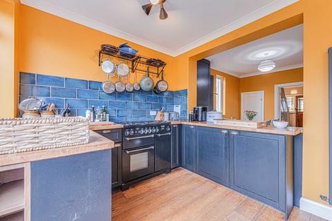 17 Barnard Road, Leigh-on-sea, SS9 3PH