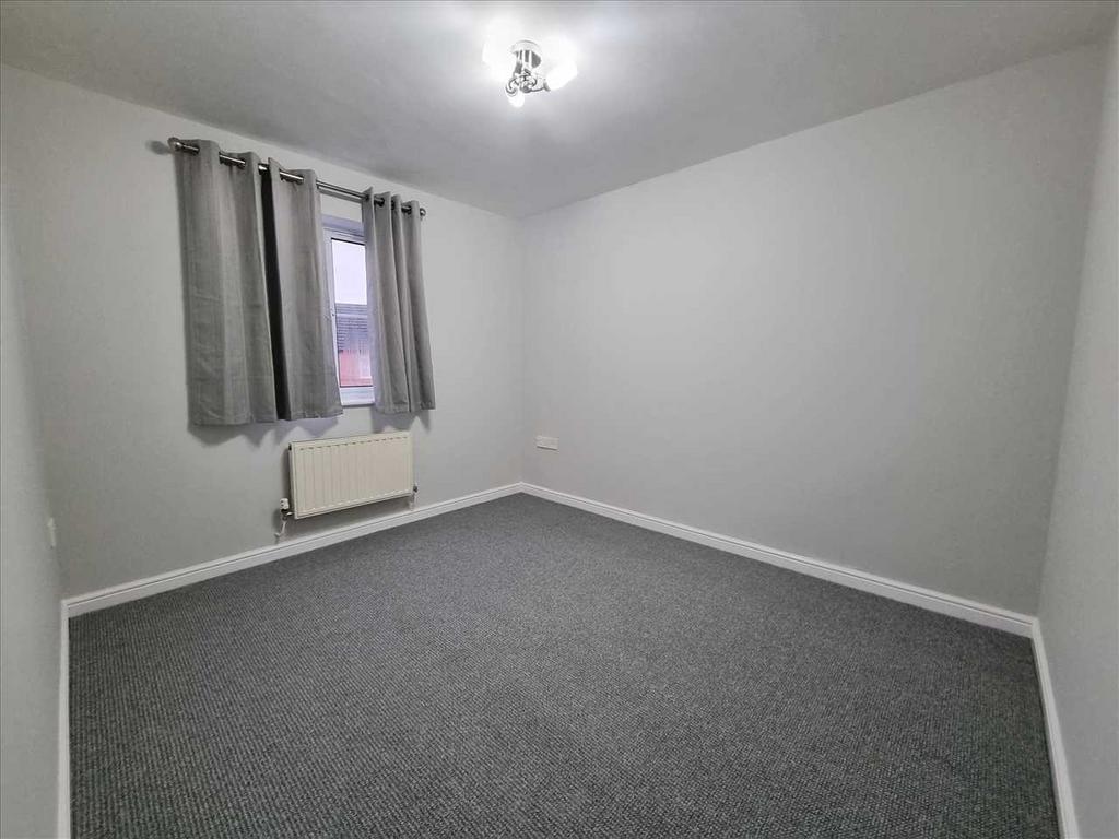 Bedroom 2: