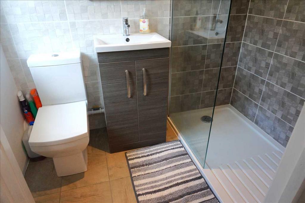 En suite shower room