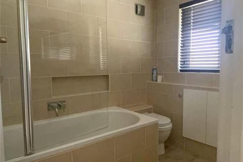 6 Southgate Close, Devizes, SN10 5AQ