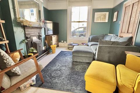 27 Langdon Road, Rochester, ME1 1UN