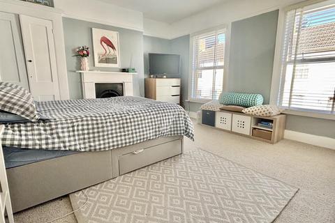 27 Langdon Road, Rochester, ME1 1UN