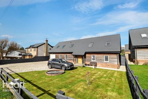4 bedroom barn conversion for sale, Turnpike Road, Swindon