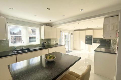 undefined, Robinson Close, Selsey