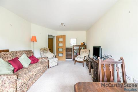 1 bedroom apartment for sale, Elm Tree Court, High Street, Huntingdon