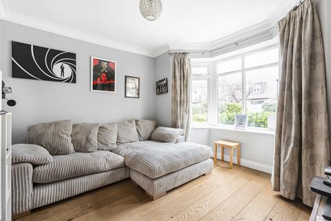 4 bedroom detached house for sale, New Barnes Avenue, St. Albans, Hertfordshire, AL1