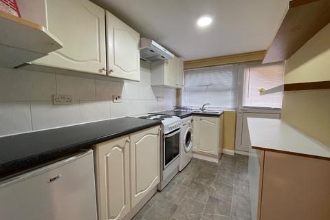 1 bedroom apartment to rent, Wellington Street, Gravesend, Kent, DA12 1JB