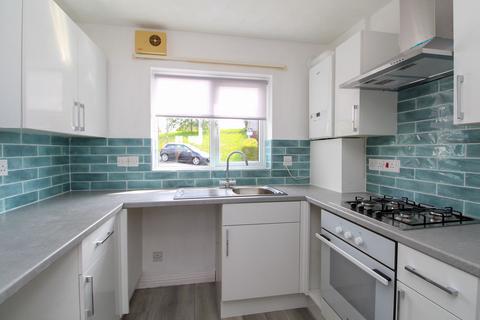 2 bedroom terraced house to rent, Skye Close, Torquay, TQ2 7DT
