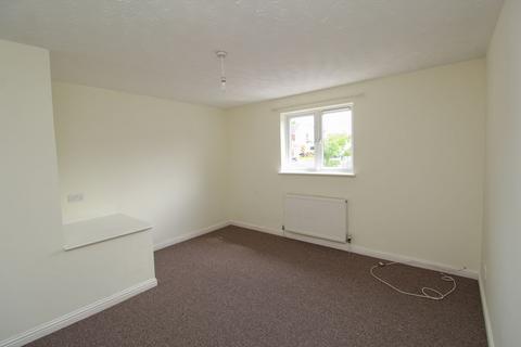 2 bedroom terraced house to rent, Skye Close, Torquay, TQ2 7DT