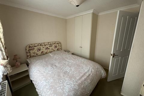 2 bedroom park home for sale, London Road, West Kingsdown, Sevenoaks, Kent
