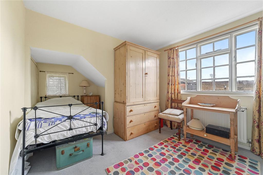 Bedroom/Shower Room